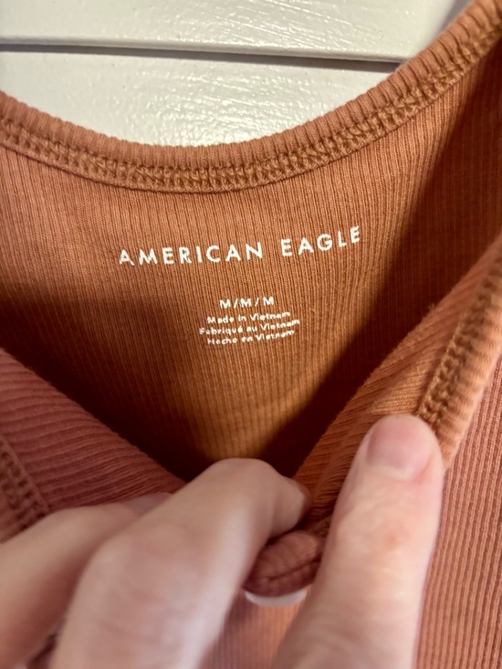 American Eagle Outfitters Brown Ribbed Cropped Tank - Picture 2 of 3